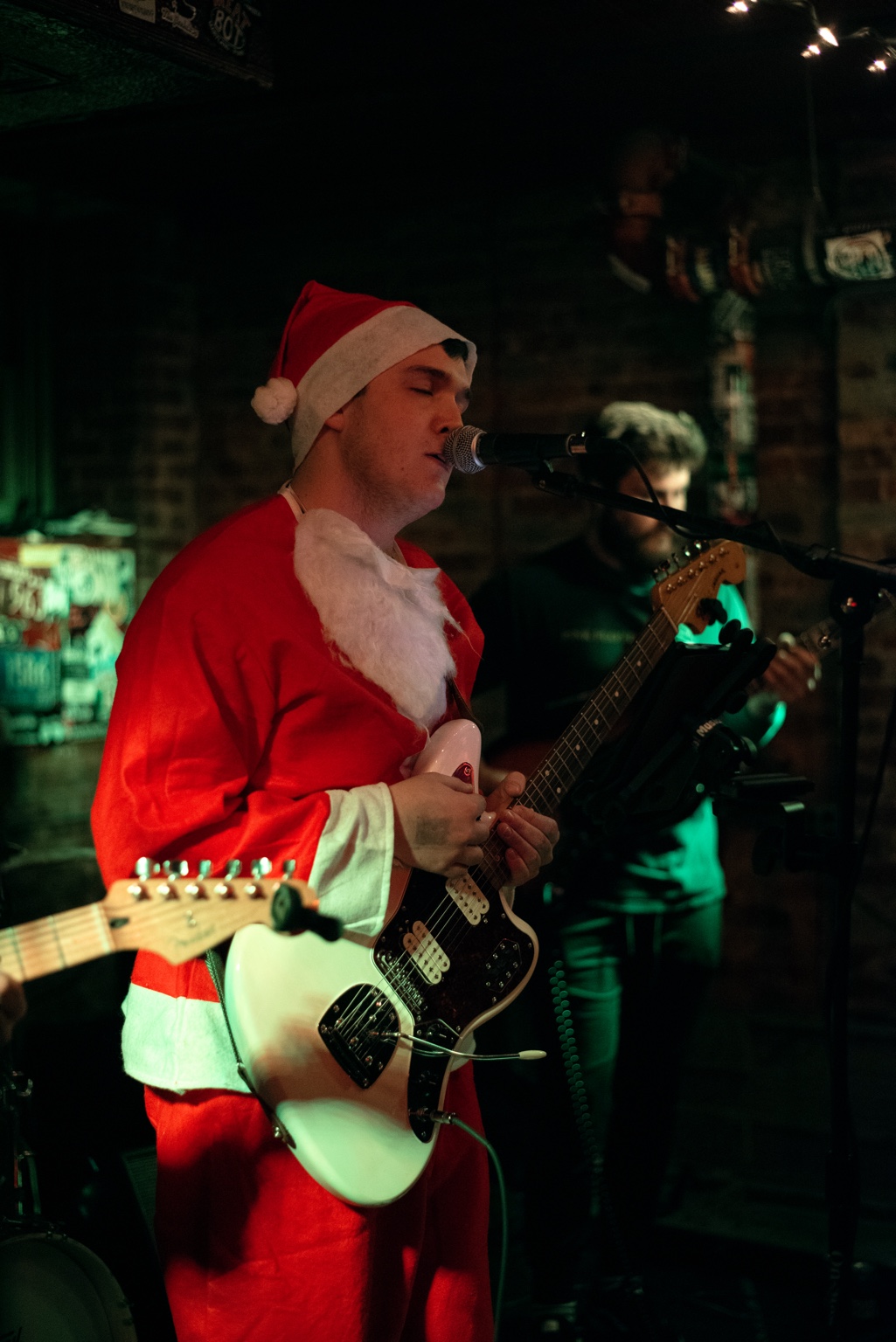 Matt Goon performing live with The Goons